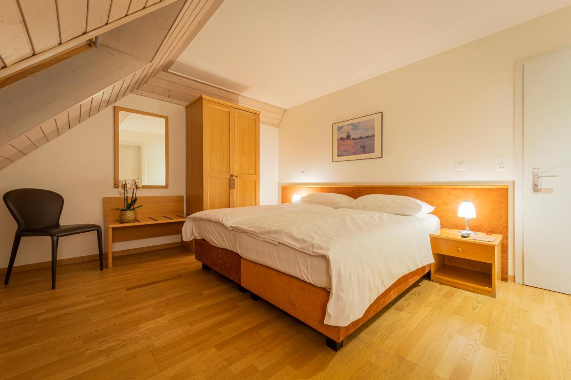 Hotel Du Cheval Blanc - City Center Bulle ภายนอก รูปภาพ